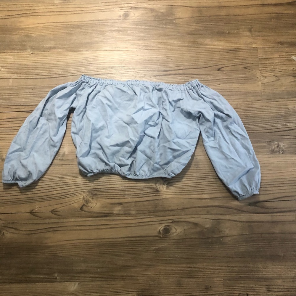 off shoulder t-shirt